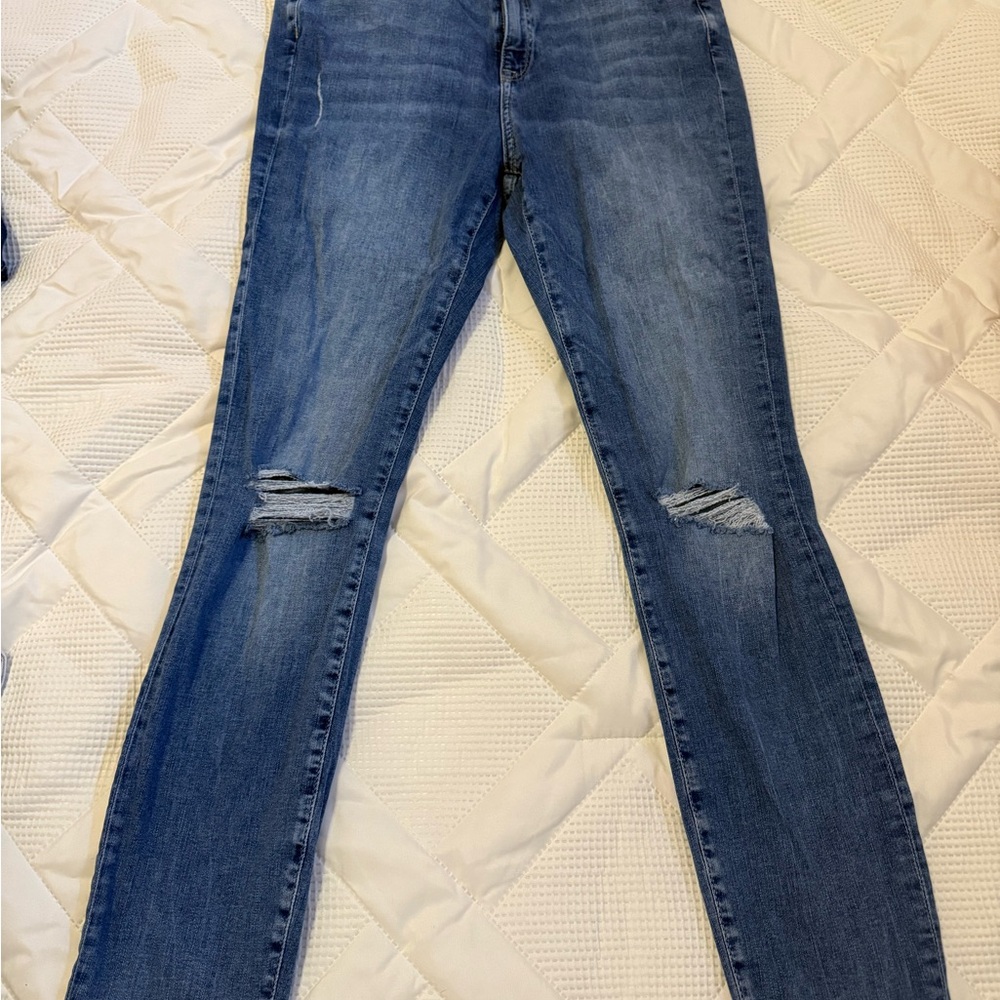 Old Navy Blue Skinny Jeans Distressed